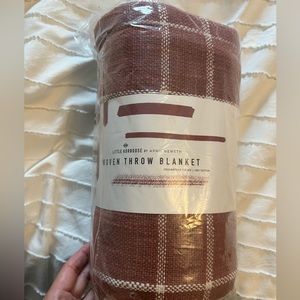 Little Korboose- woven throw blanket